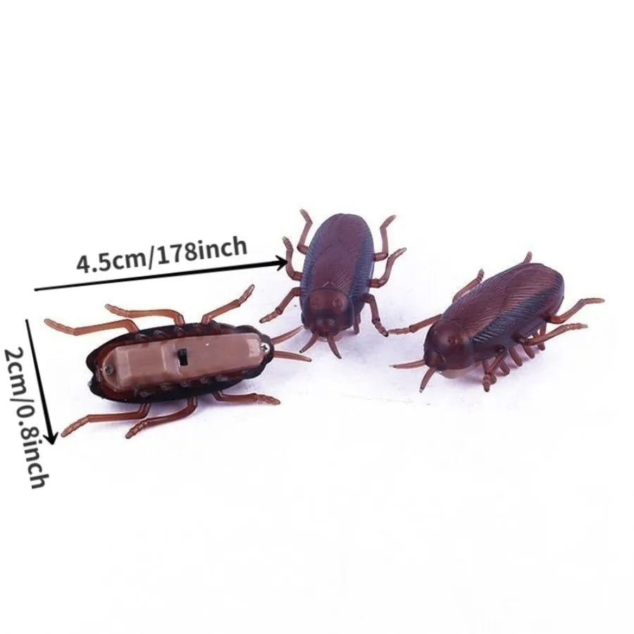 Funny Simulation of Cockroaches,  Play Toys for Cats, Dogs, Kittens.
