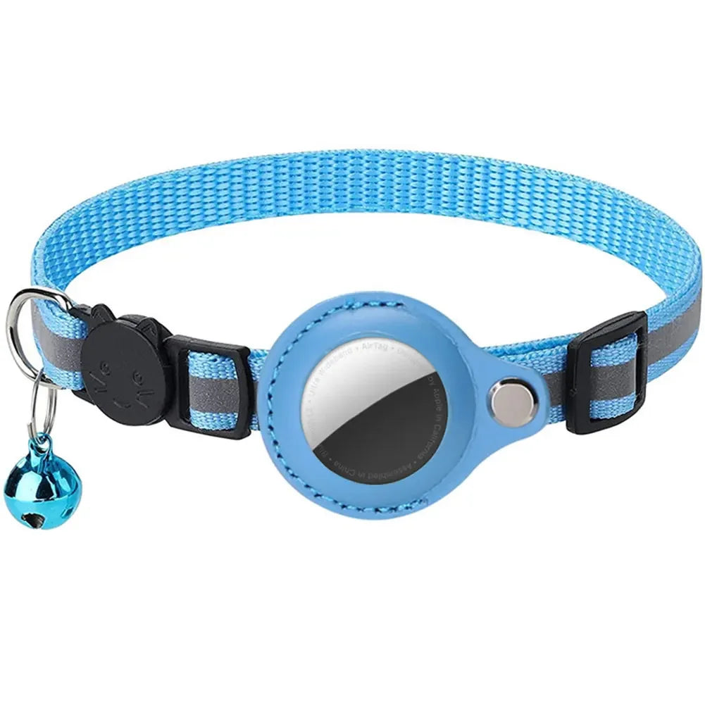 Reflective Cat Collar with Apple Air-Tag Holder Adjustable and Stylish Design for Kitten Safety.