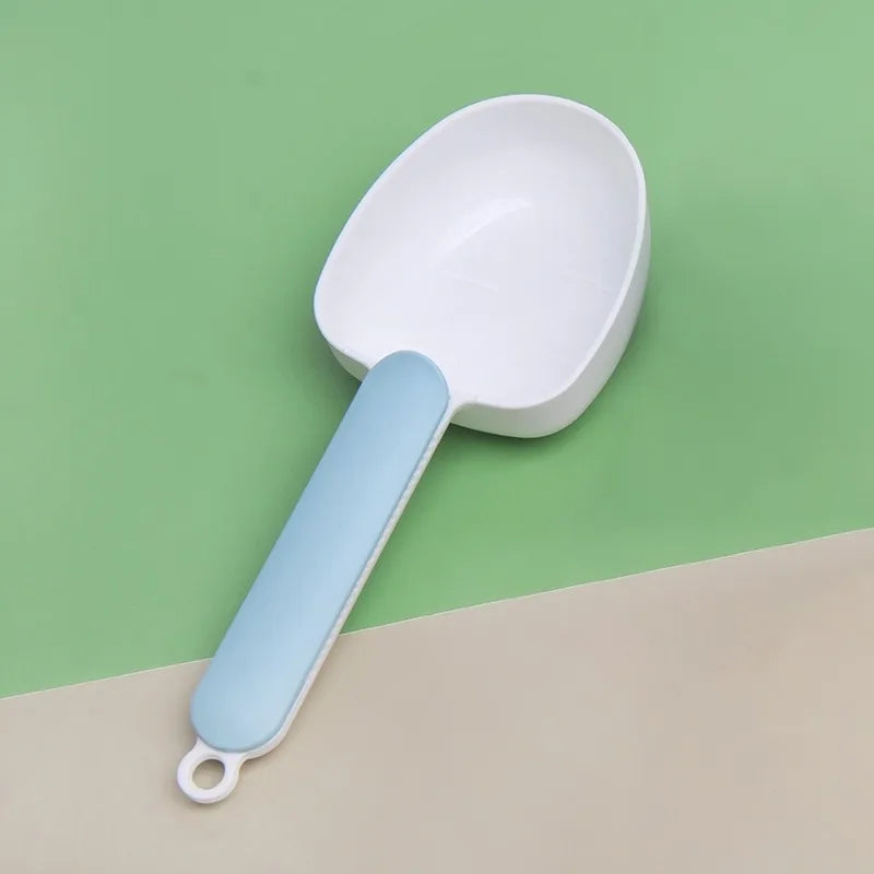Pet Food Shovel with Sealing Bag Clip.  Handle Has Clip Built into it. For Dog and Cat Dry Food.