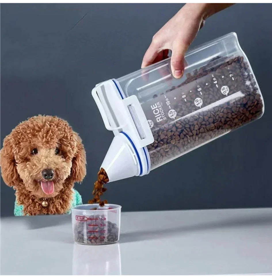 Pet Food Plastic Storage Container with Measuring Cup.
