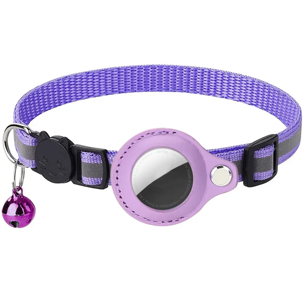 Reflective Cat Collar with Apple Air-Tag Holder Adjustable and Stylish Design for Kitten Safety.