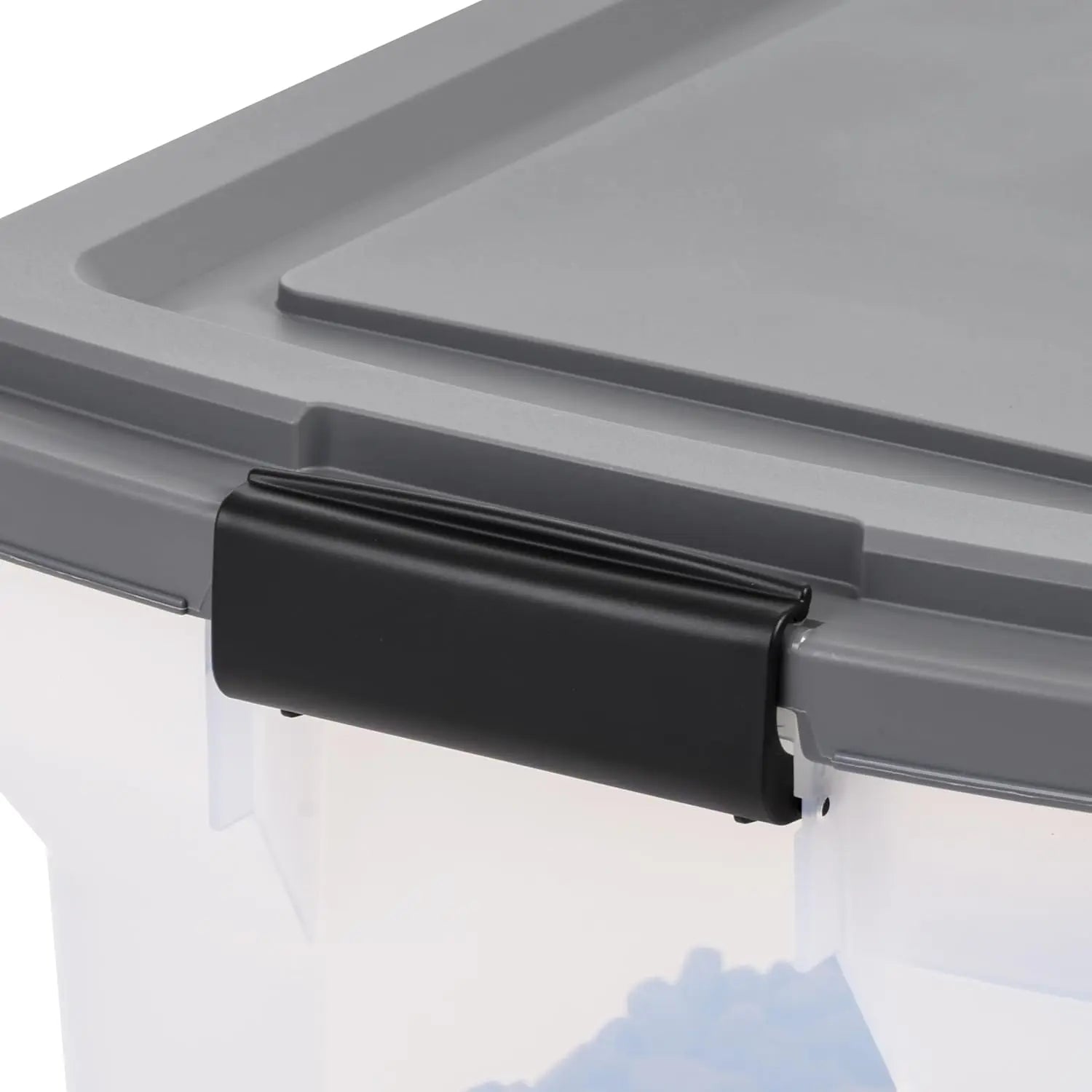 Dog Food Storage Container 40 lbs, Attachable Wheels & Scoop.