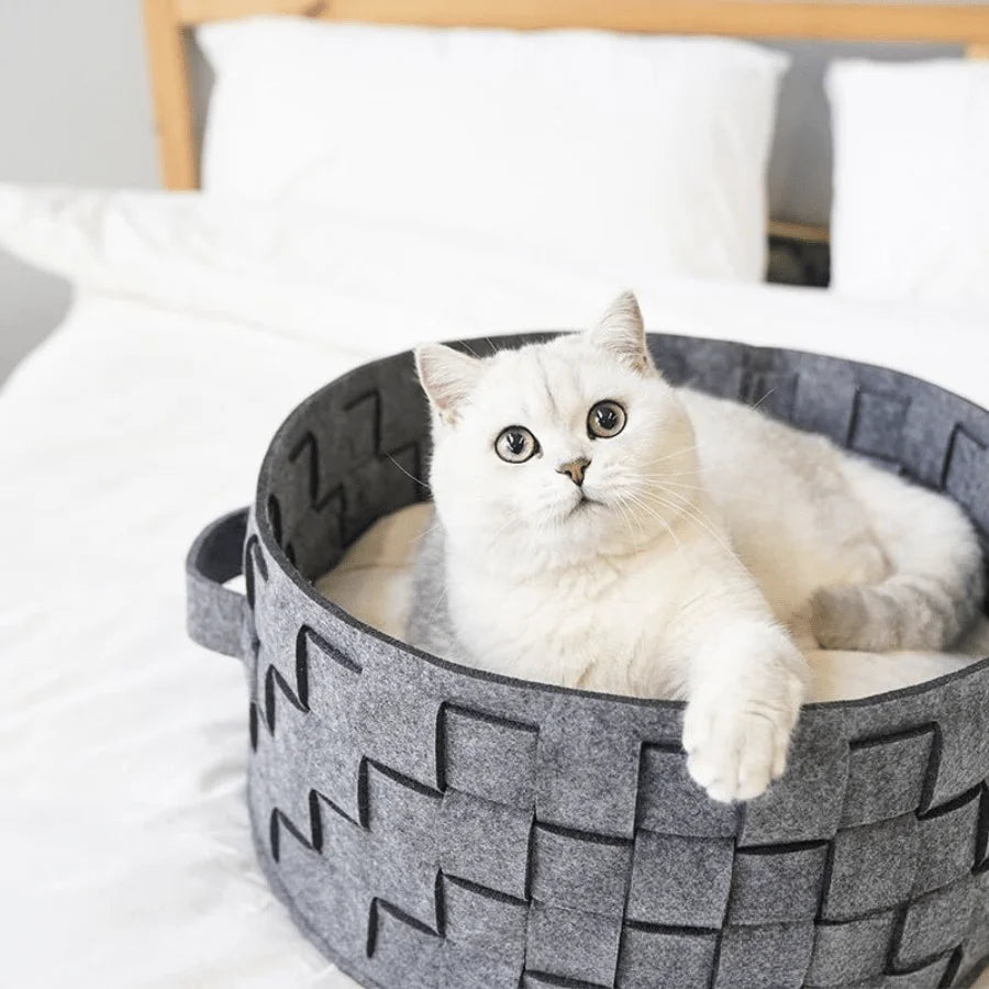 Felt Bed Hand-Woven For Cat and Dog Beds, Suitable For All Seasons and Washable.