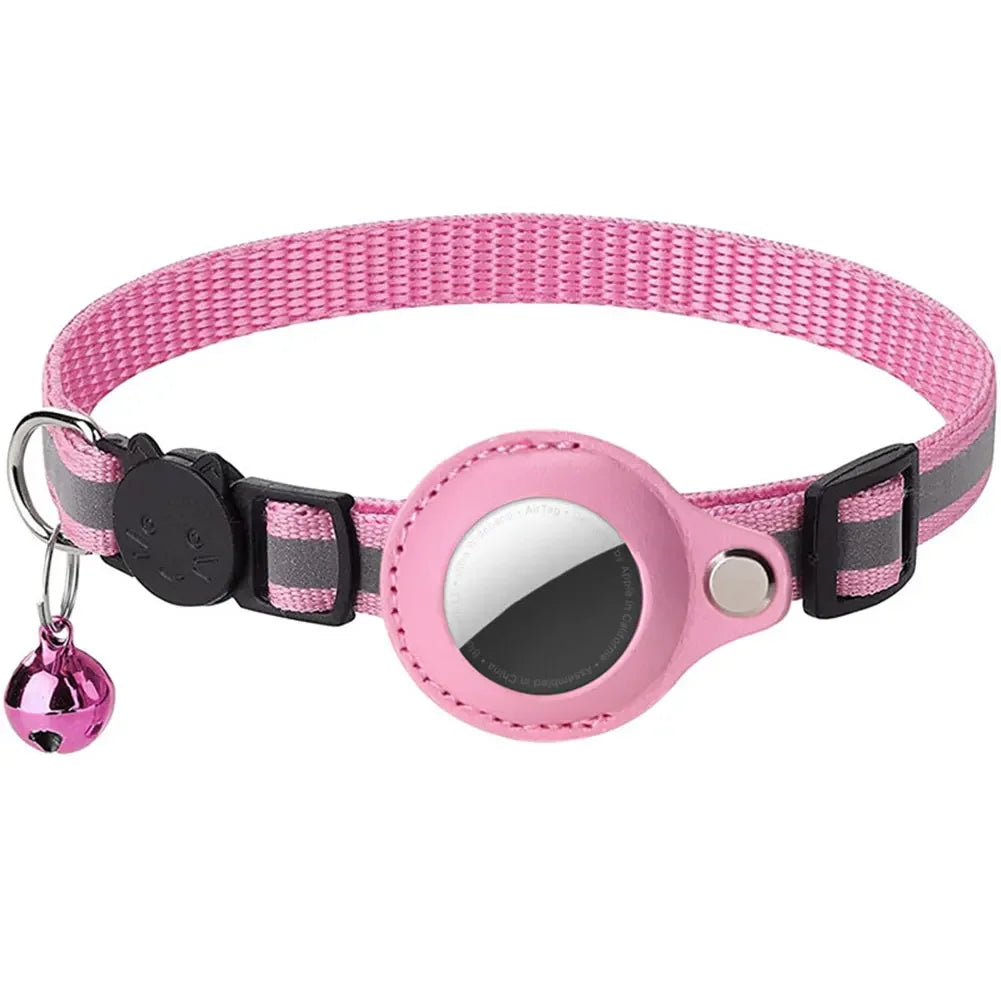 Reflective Cat Collar with Apple Air-Tag Holder Adjustable and Stylish Design for Kitten Safety.