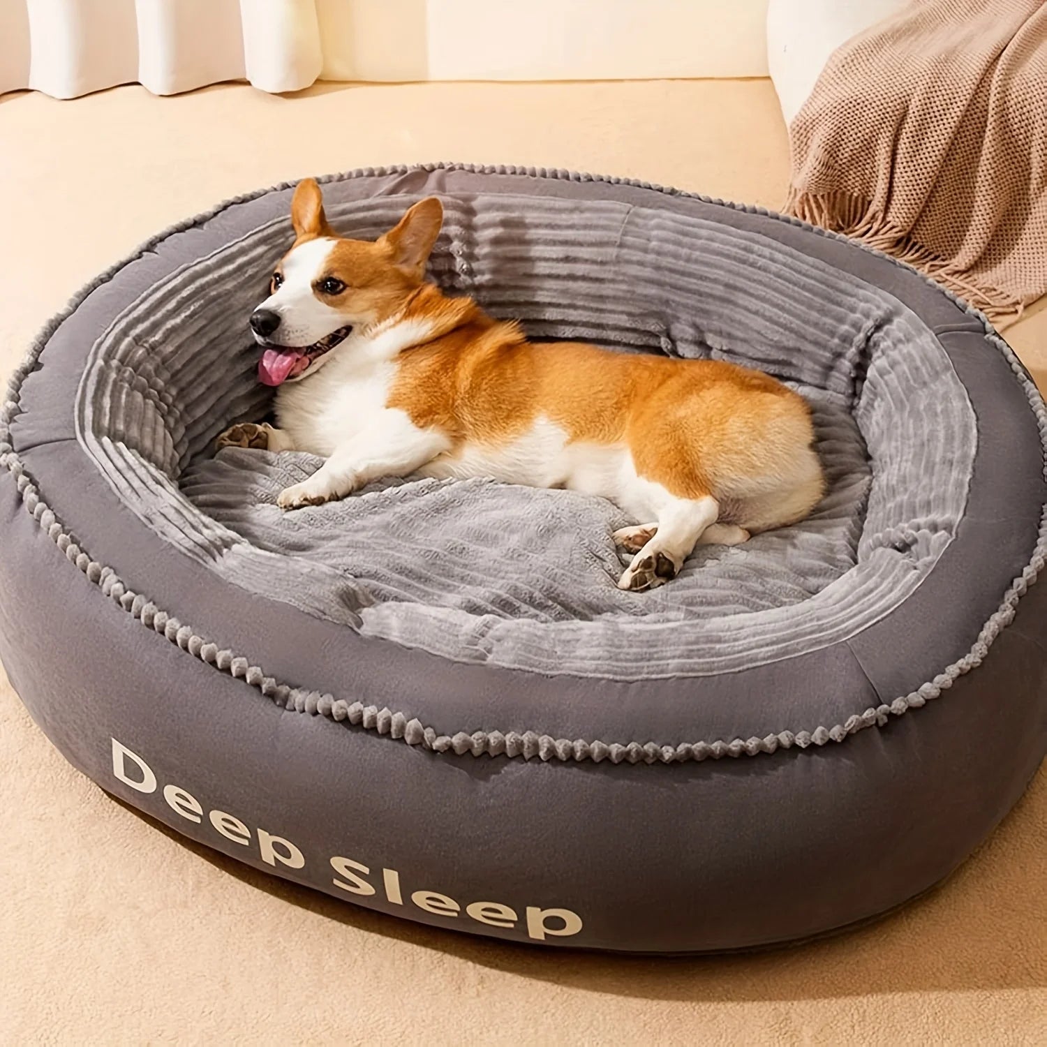 A Dog, Cat, Puppy and Kitten are Comfortable in a Donut Round Kennel Soft Bed.