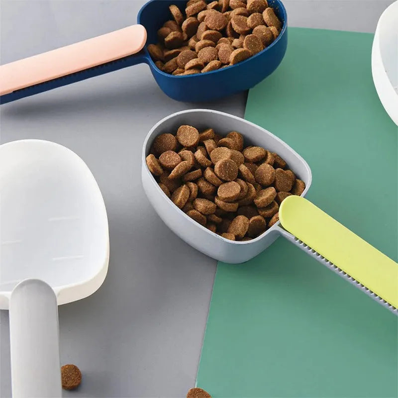 Pet Food Shovel with Sealing Bag Clip.  Handle Has Clip Built into it. For Dog and Cat Dry Food.