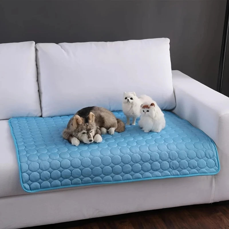 Durable Cooling Mat for Dogs and Cats.